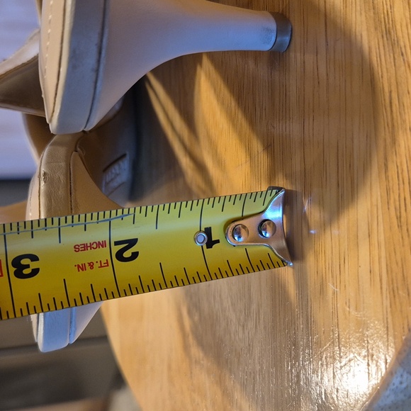 Alfani Tan Cream Pointy Toe Heel Strap Short Pumps BABBSY - Picture 13 of 14